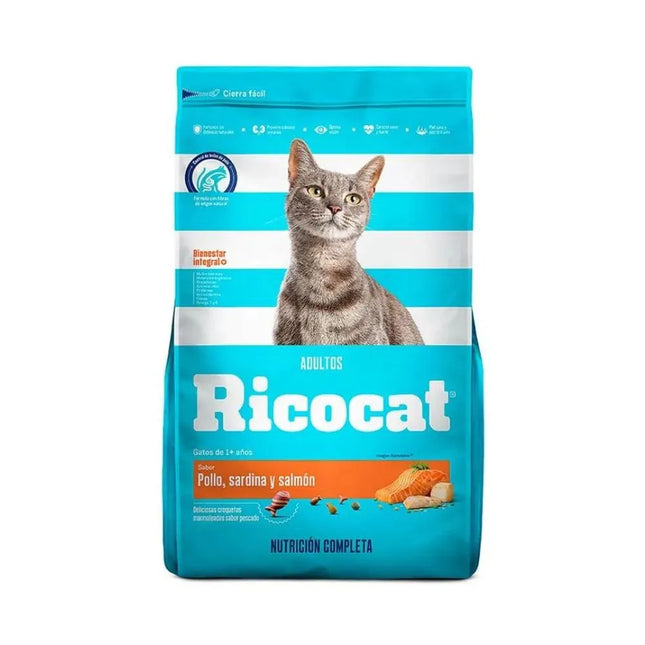 Ricocat Adultos Pollo, Sardina y Salmón 9 Kg
